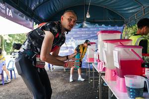 BIB: 
                            <button type="button" onclick="openModal(28155559)" class="btn btn-primary btn-sm float-right btn-popup" data-toggle="modal" data-target=".modal-high-quality">
                        <i class="fas fa-shopping-cart"></i> Add to Cart
                    </button>
                                            <button type="button" onclick="isThisMe(28155559, true)" class="btn btn-success btn-sm float-right btn-popup btn-isme hidden" data-toggle="tooltip" data-placement="bottom" title="นี่คือรูปของคุณใช่ไหม คลิกที่นี่เพื่อเอาเข้าอัลบั้ม">
                        <i class="fas fa-plus"></i> Add to album
                    </button>
                    <button type="button" onclick="isThisMe(28155559, false)" class="btn btn-warning btn-sm float-right btn-popup btn-isnotme hidden">
                        <i class="fas fa-ban"></i> Remove from album
                    </button>